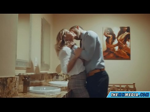 ❤️ Кога бујна русокоса ќе ве заведе во јавен тоалет ️ Анално порно на порно mk.myteporn.ru
